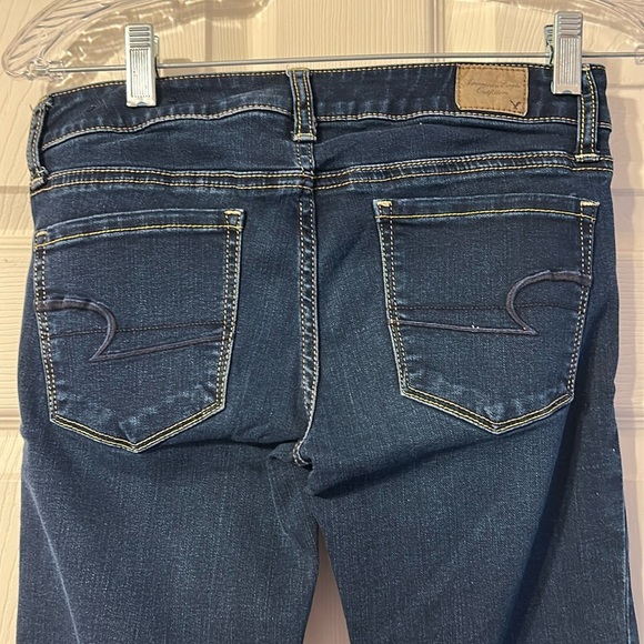 American Eagle Dark Wash Super Stretch Skinny Jeans Size 4 - Picture 4 of 5